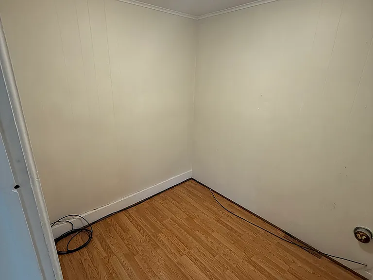1184 Kossuth Ave #2 — Photo 10