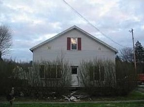 1st image of 107 Petrolia St