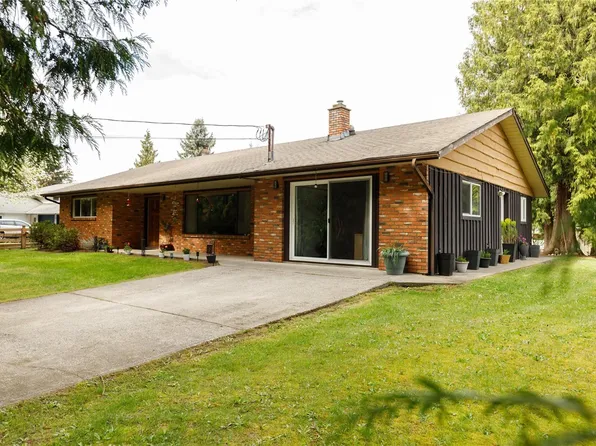 2042 Cedar Rd, Nanaimo, BC V9X 1J4