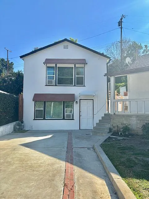 1 bed, 500 sqft, $1,695 — Photo 1