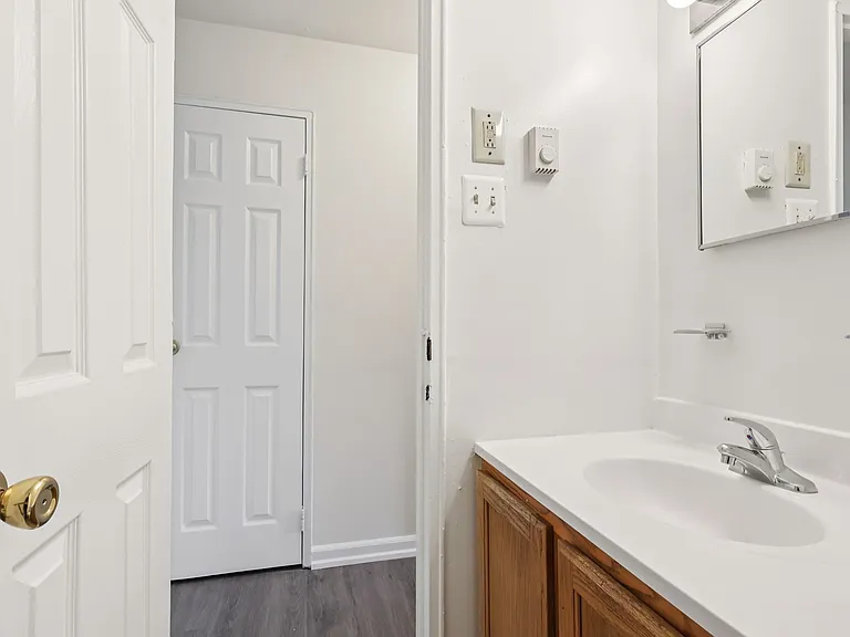 Springfield Green Apartments — Photo 81