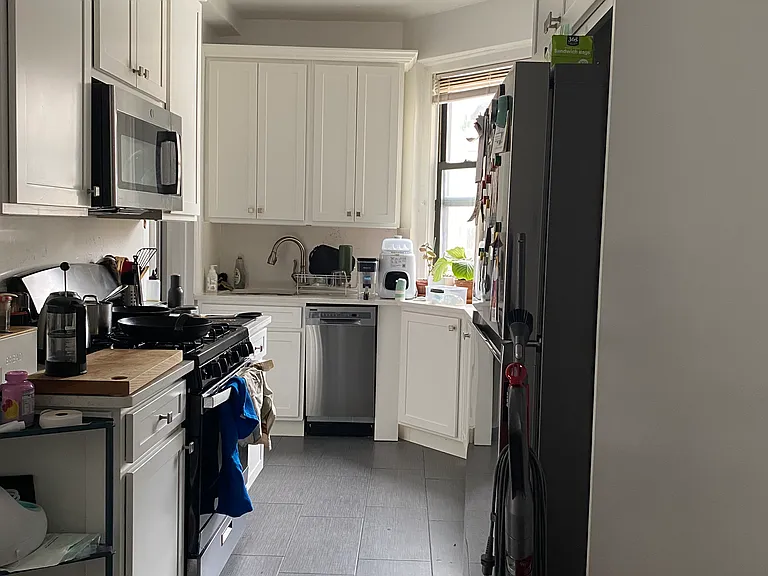 110 W 96th St #8C — Photo 2