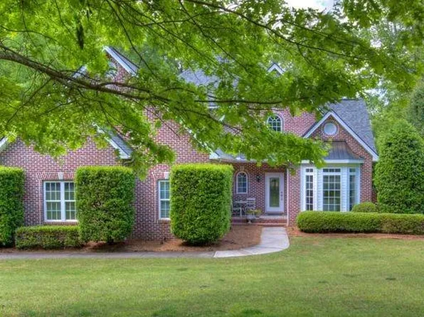 298 Fields Ferry Dr NE, Calhoun, GA 30701