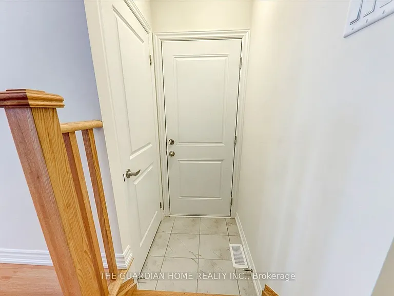 2913 Nakina St — Photo 26