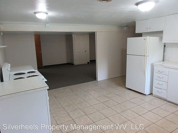 4th image of 595 Island View Dr APT B