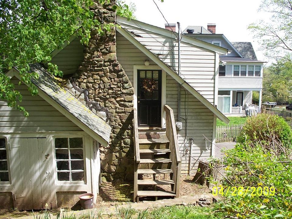 1st image of 284 Up Mountain Ave