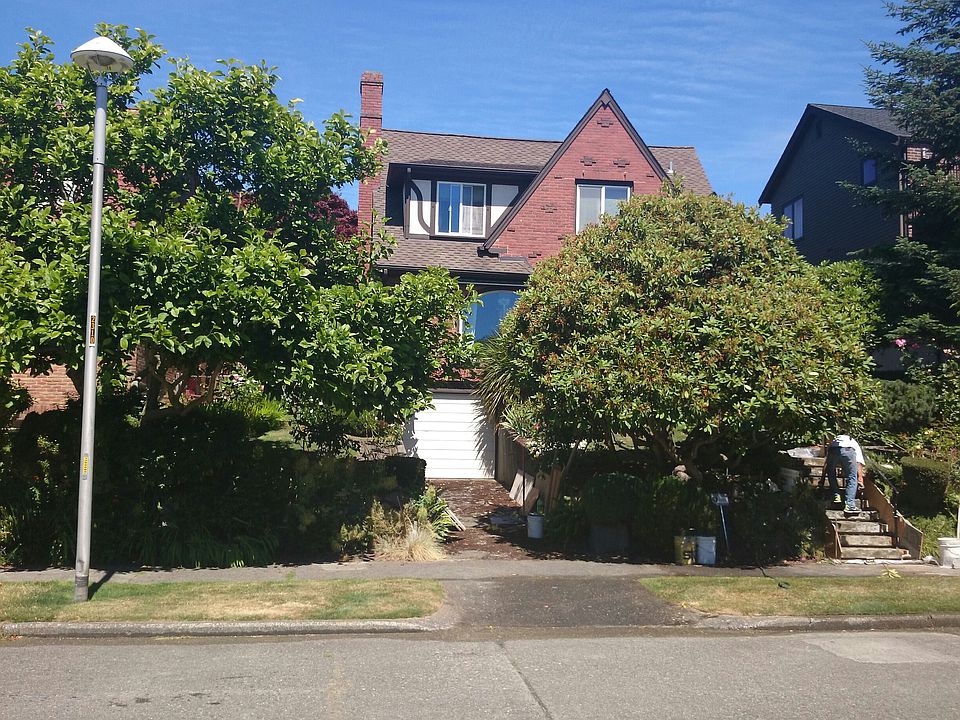 1st image of 2348 Rosemont Pl W