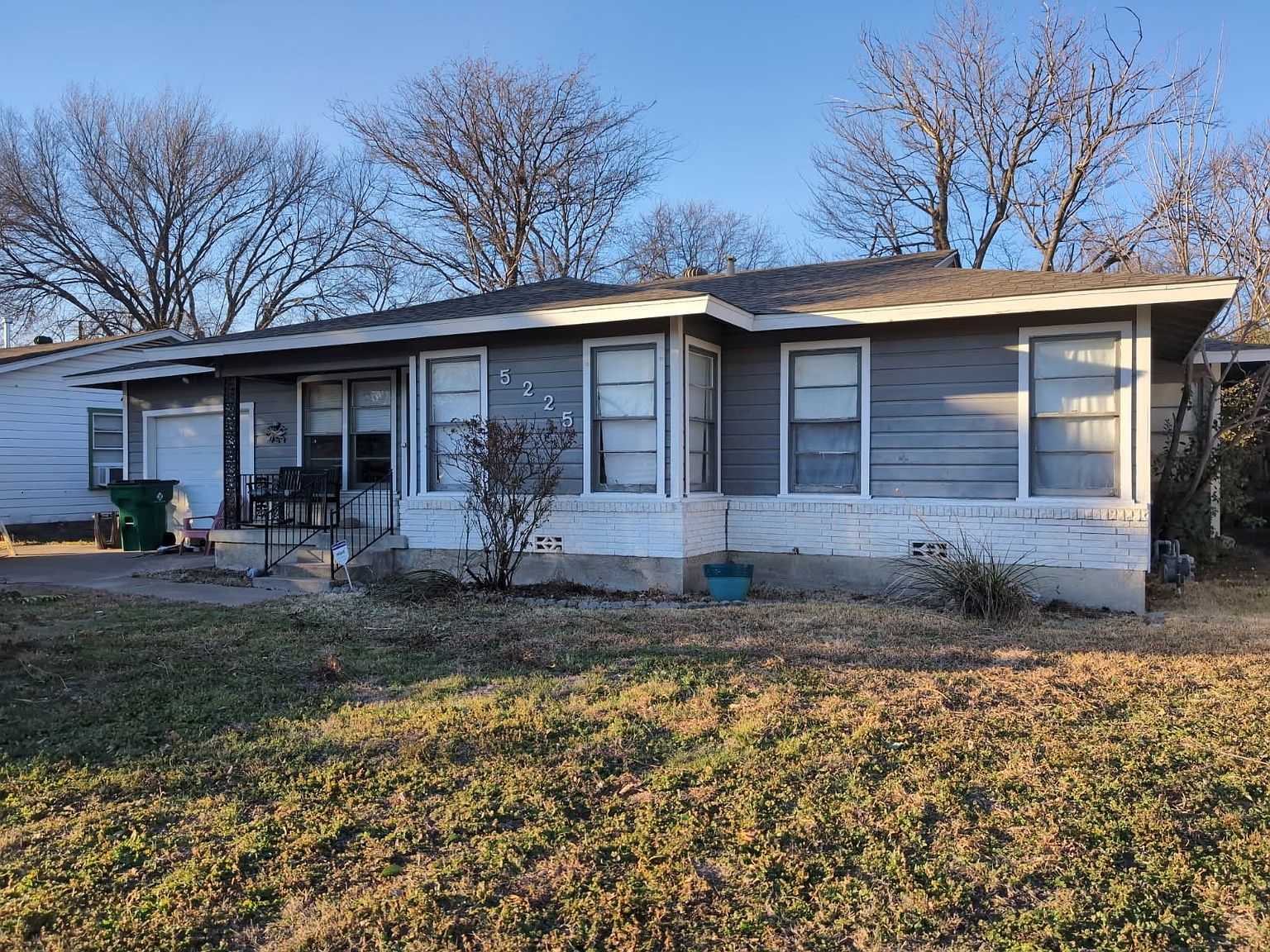 5225 Stephanie Dr, Haltom City, TX 76117 | MLS #21172816 | Zillow