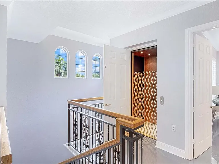 9202 Museo Cir #204 — Photo 3