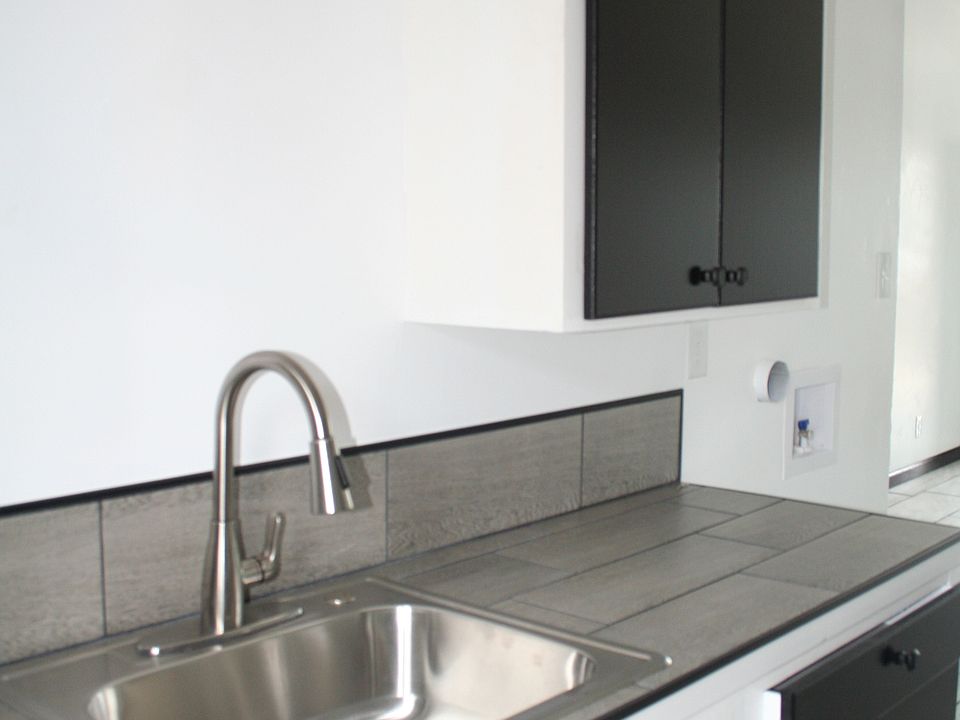1st image of 553 G St APT C