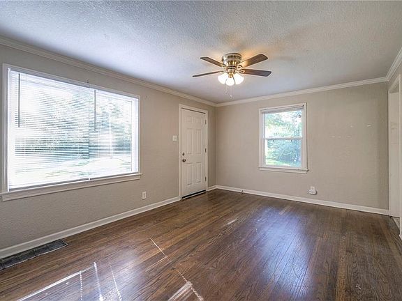 2nd image of 4908 Skiles Ave