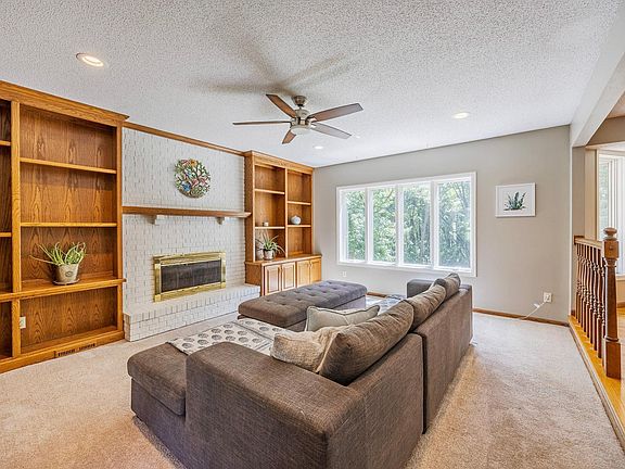 5th image of 2150 128th Ave NW