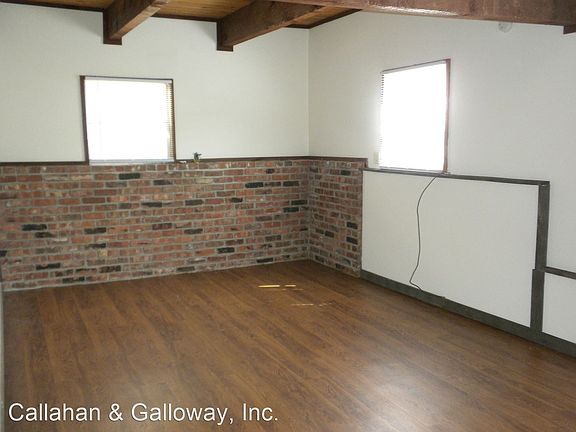 4th image of 213 Saint Joseph St APT A