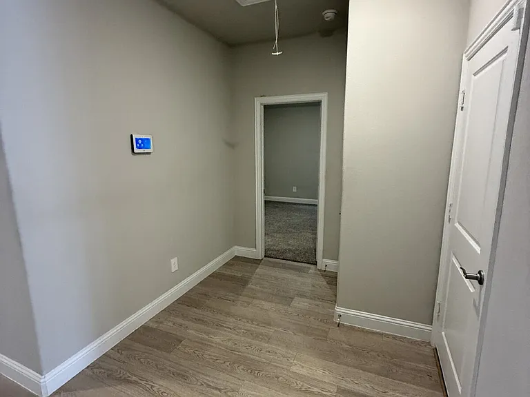 702 Williams Way — Photo 13