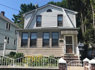 100 Portland Pl, Staten Island, NY 10301