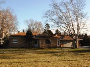 W151S7566 Woods Rd, Muskego, WI 53150