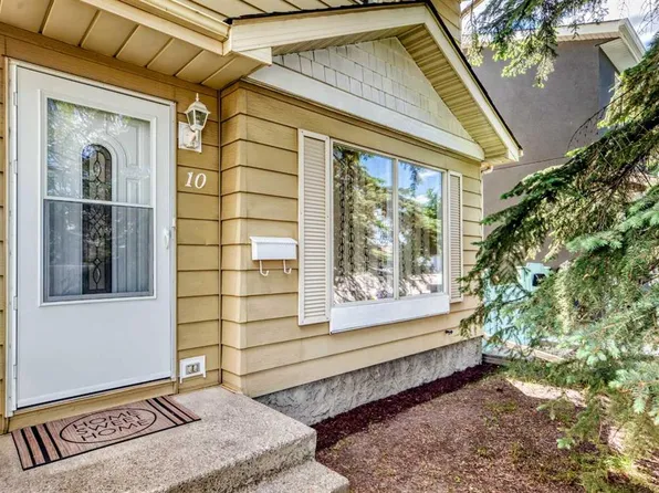 10 W Erin Ridge Pl SE, Calgary, AB T2B 2W7