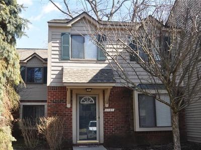1535 Streamwood Ct, Rochester, MI, 48309