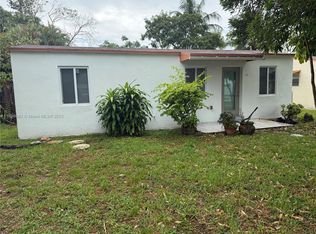 2534 McKinley St, Hollywood, FL 33020