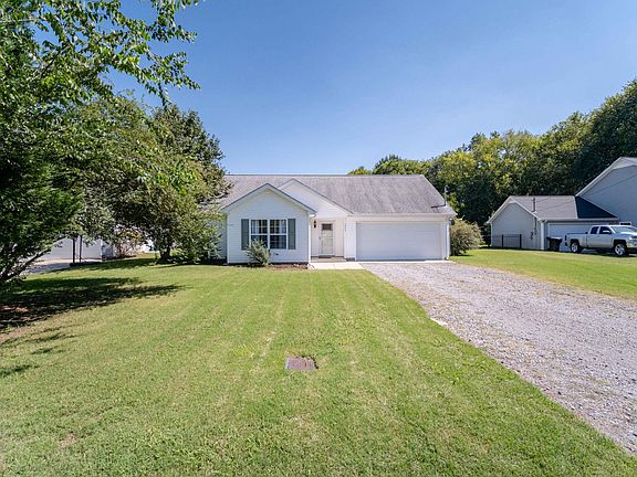 2nd image of 4209 Nandina Ct