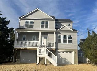 43 W Raritan Dr, Little Egg Harbor, NJ 08087