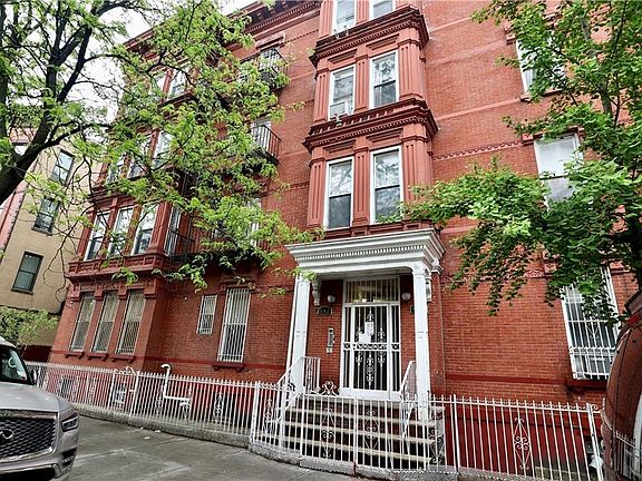 2nd image of 582 Throop Ave APT 4A