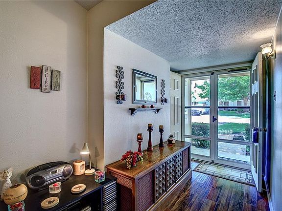 2nd image of 517 Debra Dr