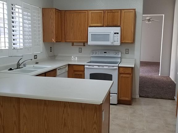 3rd image of 13462 W Evans Dr