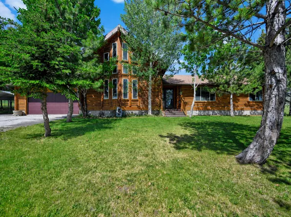 71 Deer Crest Ln, Malad City, ID 83252
