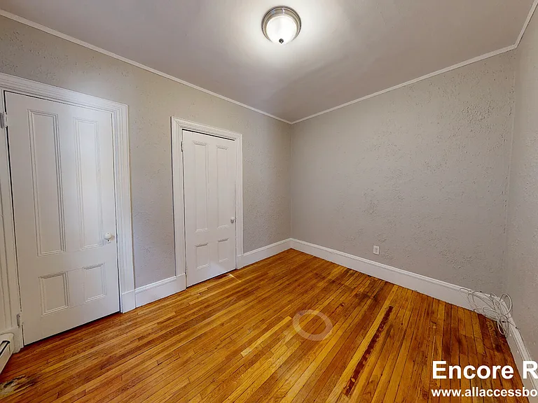 62 Dana St #7 — Photo 5