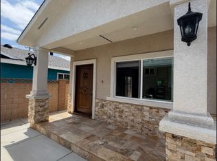 12410 212th St, Lakewood, CA 90715