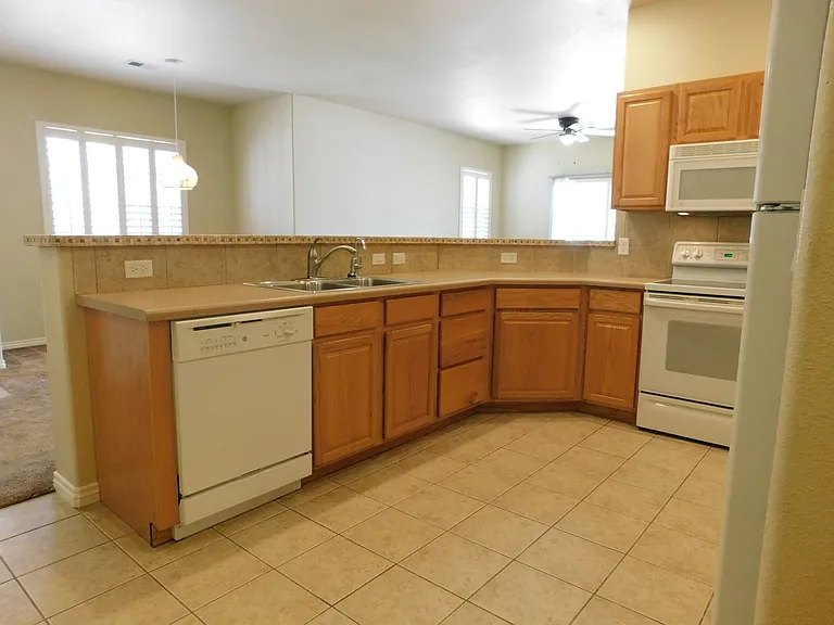 737 Canvasback Cir #A — Photo 10