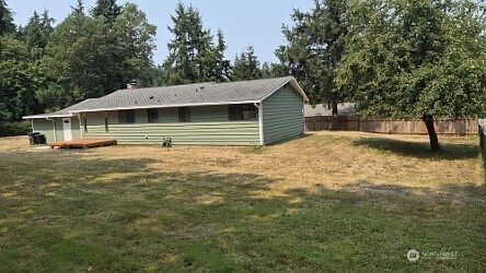 5th image of 7619 Illahee Road NE