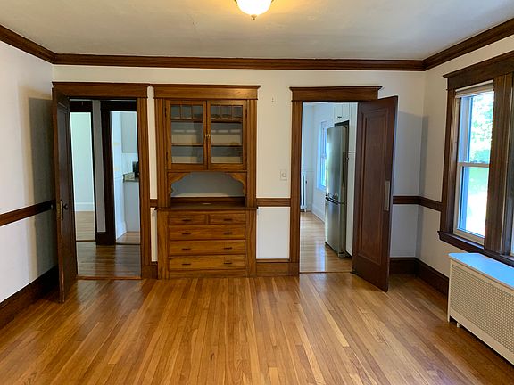 3rd image of 63 Newport St