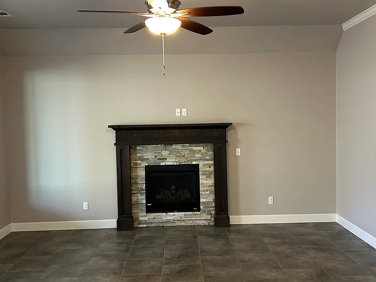 2916 Pacifica Ln — Photo 35