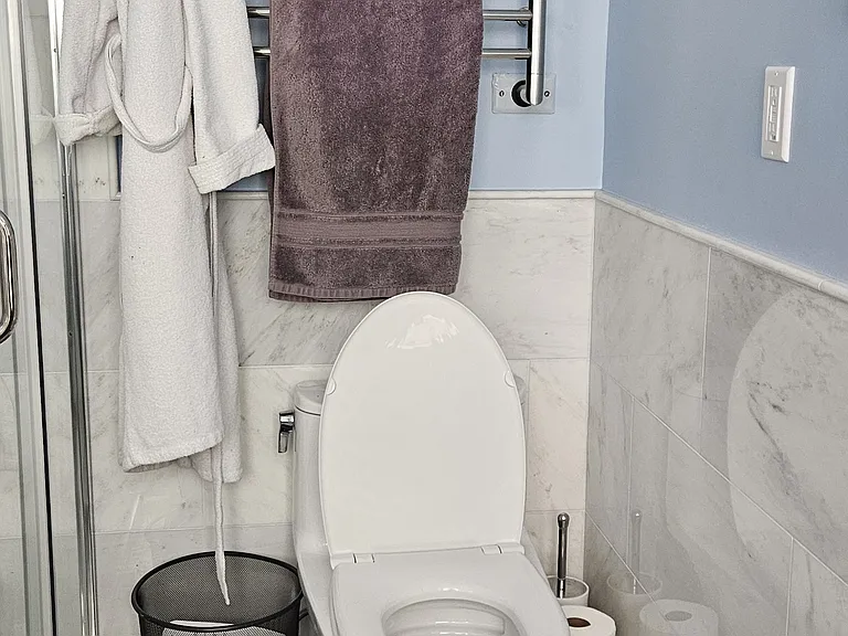 1742 Irving St NW — Photo 41