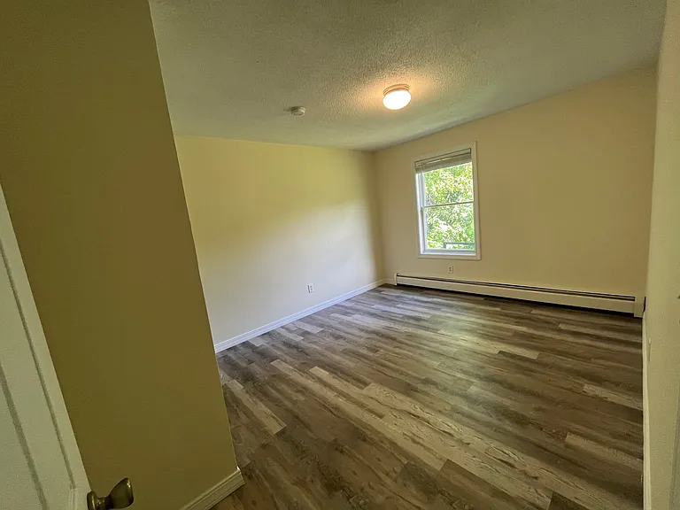 391 School St #6 — Photo 5