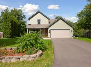 1023 Briar Creek Rd, Eagan, MN 55123