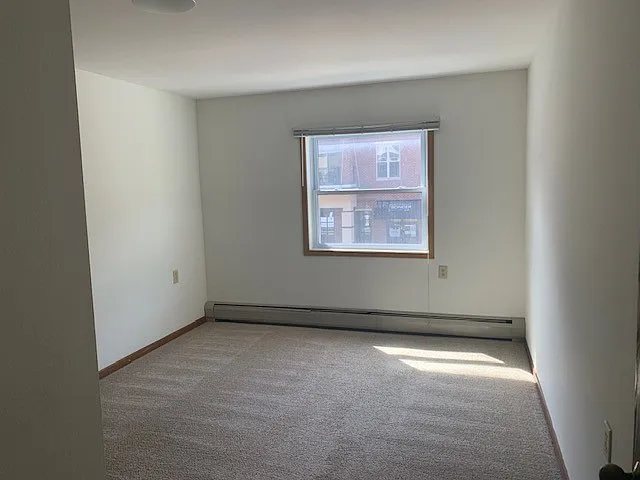 Building Photo - 2052 Atwood Ave