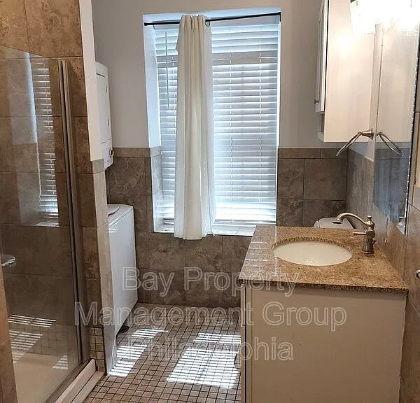 221 W Main St #7 — Photo 9