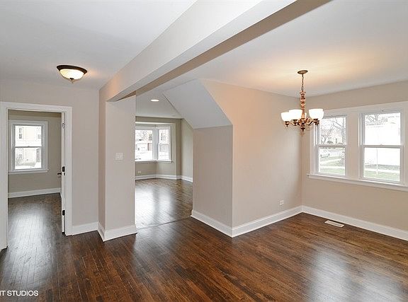 5th image of 2147 N 72nd Ct