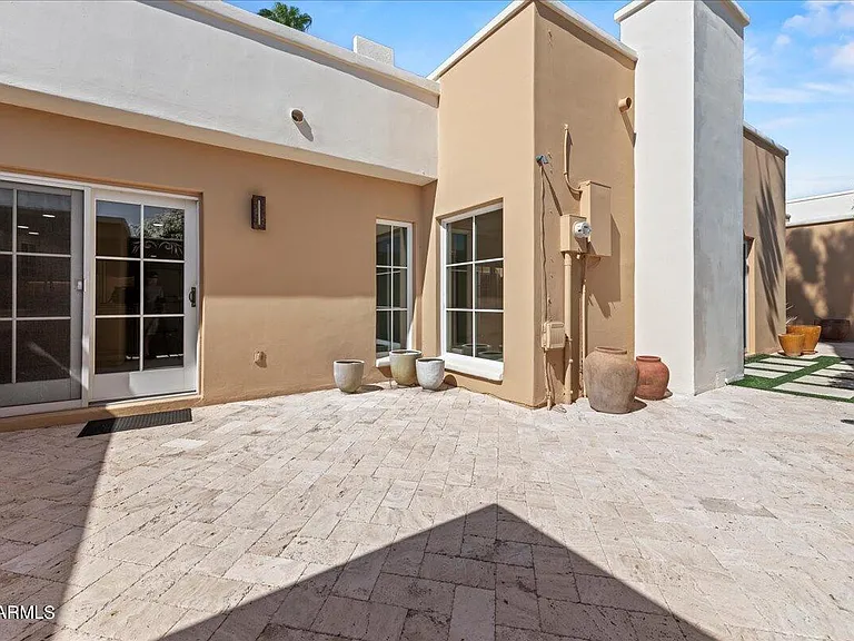 4327 N 69th Way — Photo 32