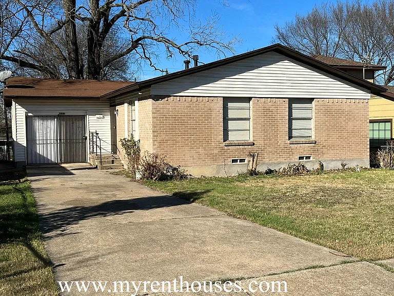 4293 Leland College Dr — Photo 1