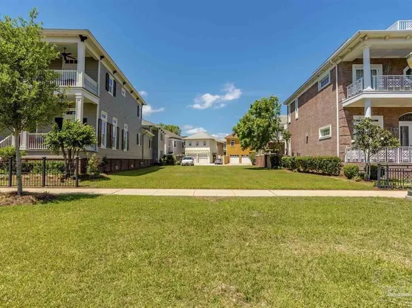 570 E Romana St, Pensacola, FL 32502