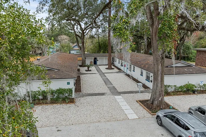 3329 Mayflower St #3331 — Photo 17