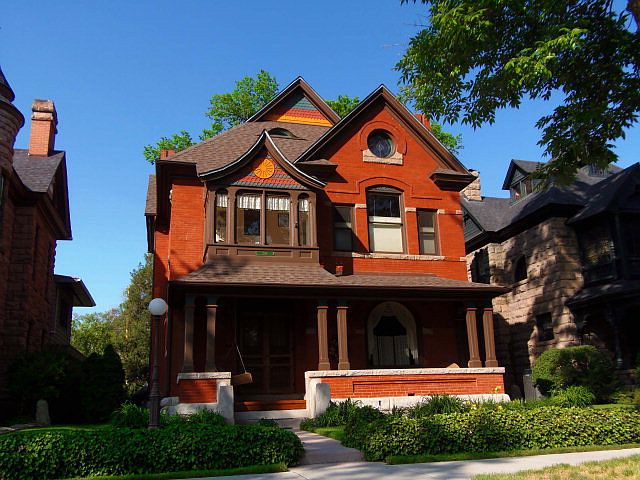 1st image of 306 W Pitkin Ave