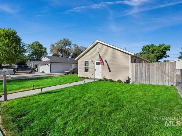 835 N 8 E, Mountain Home, ID 83647