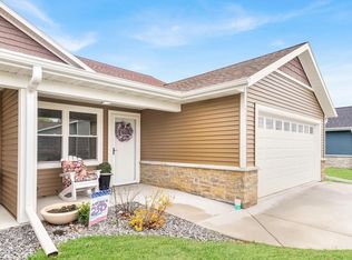 211 Edenview Ln, Eden, WI 53019