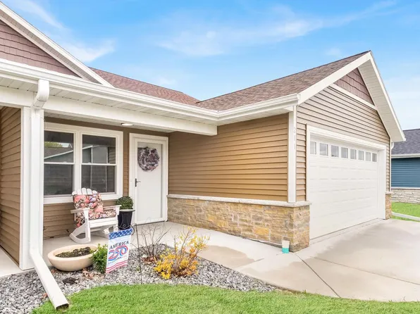 211 Edenview LANE, Eden, WI 53019