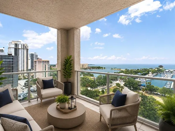 100 Beach Dr NE Unit 1501, Saint Petersburg, FL 33701